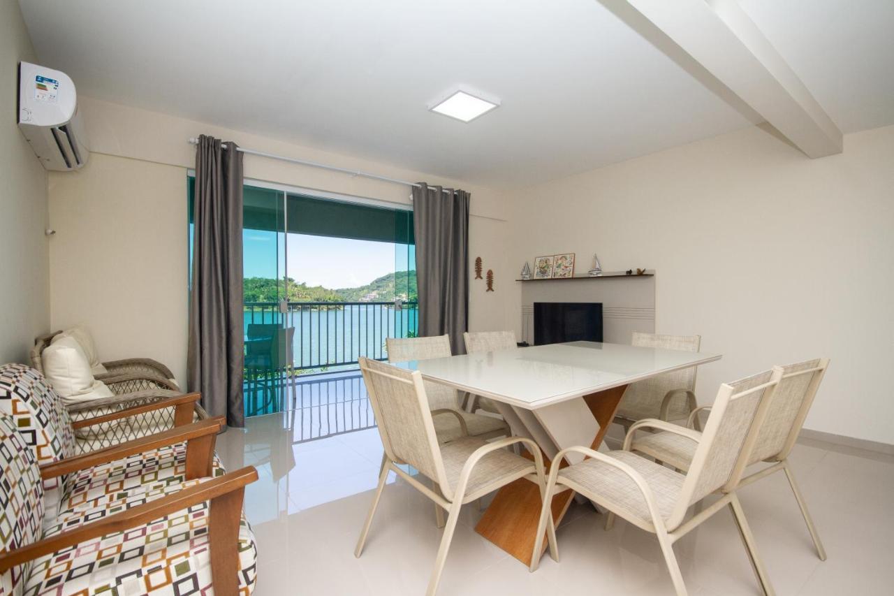 אנגרה דוס רייס Conforto A Beira Mar! Apartamento Com Vista Para O Mar. מראה חיצוני תמונה