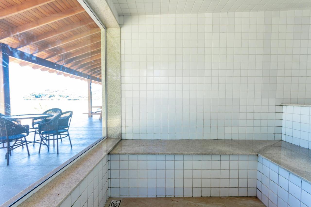 אנגרה דוס רייס Conforto A Beira Mar! Apartamento Com Vista Para O Mar. מראה חיצוני תמונה